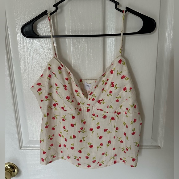 NWOT Sienna Sky - Cream & Red Cherry Cropped Elastic Ruched Sleeveless Top - Picture 2 of 3